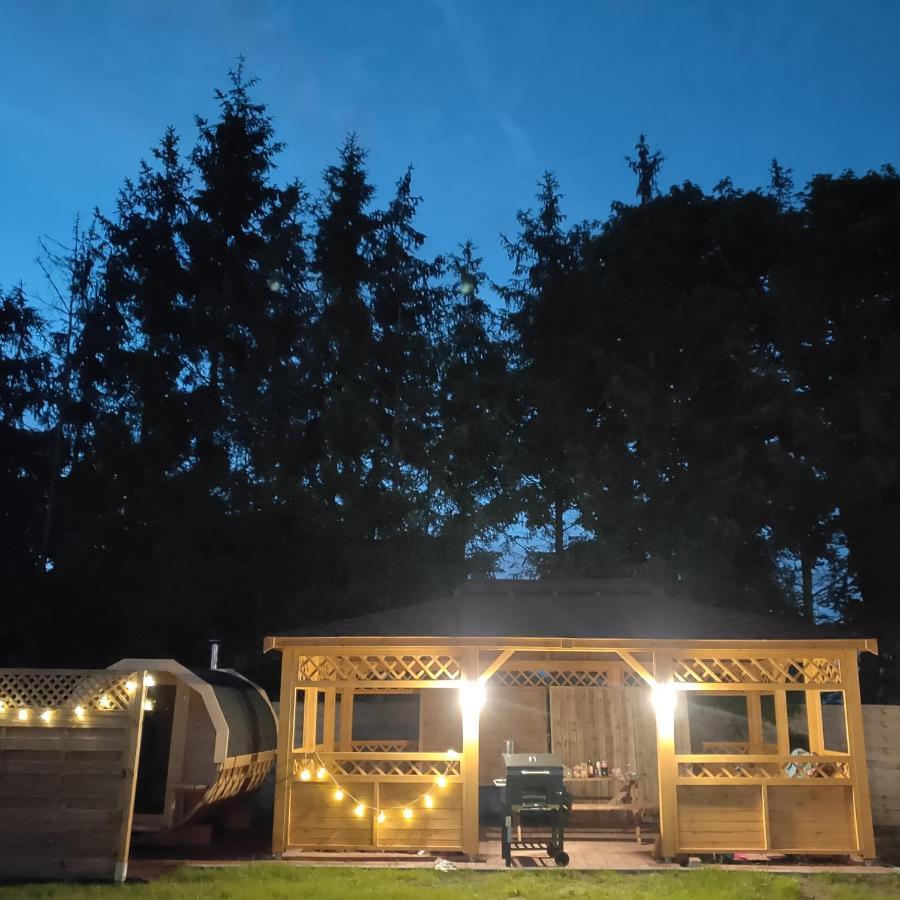 Kalinowy Sad Domki Z Jacuzzi I Sauna Миколайки Экстерьер фото